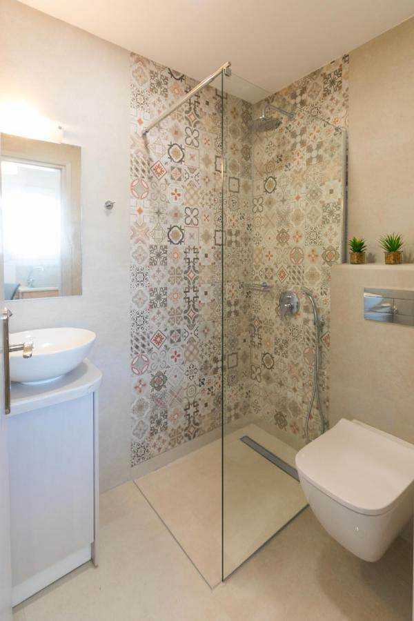 Vasileios Seaview Apartments 普拉坦斯 外观 照片