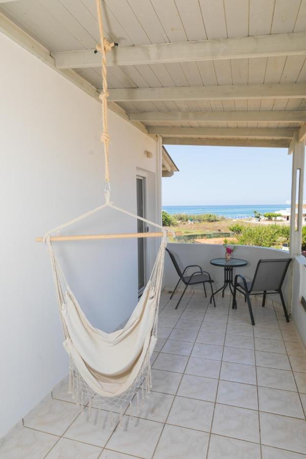 Vasileios Seaview Apartments 普拉坦斯 外观 照片